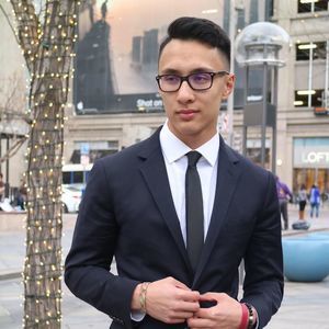 Meet your Posher, Daniel